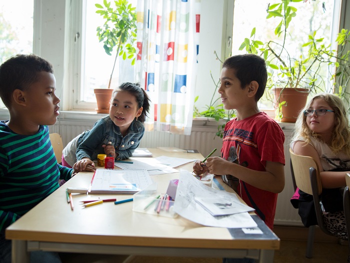 “School is a miniature of society” Education in Sweden – not Divide but Share- Vol.2